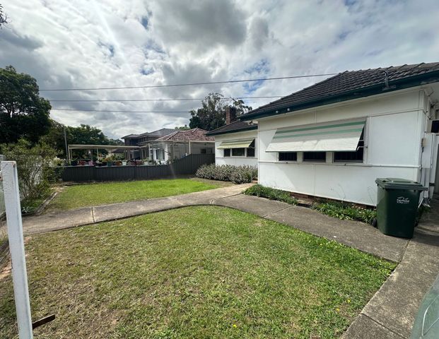 2-Bedroom Rental - Short-Term Lease - Photo 1