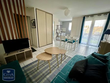Location Appartement 2 pièces 36m² CHATEAUROUX 36000 - Photo 2
