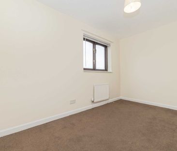 Price £895 pcm - Available 01/12/2025 - Unfurnished - Photo 4