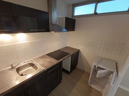 Location Appartement 1 pièce 30m² - Photo 4