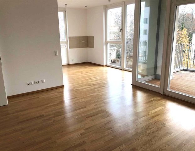 FAMILIEN AUFGEPASST! Top 3-Raum Whg. 2 Balkone, bodentiefe Fenster, Bad m. Fenster, Wanne, Dusche! - Foto 1