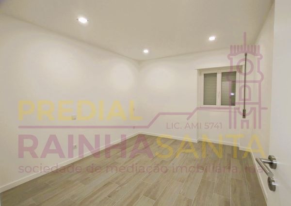 Apartamento T4+1 em Coimbra