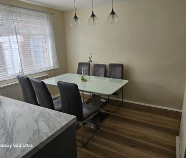 Erinvale Drive, Belfast, BT10 0GE - Photo 2