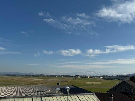 Luxurious attic apartment with 4 terraces, Cheminée & amp; Weitsicht - Photo 4