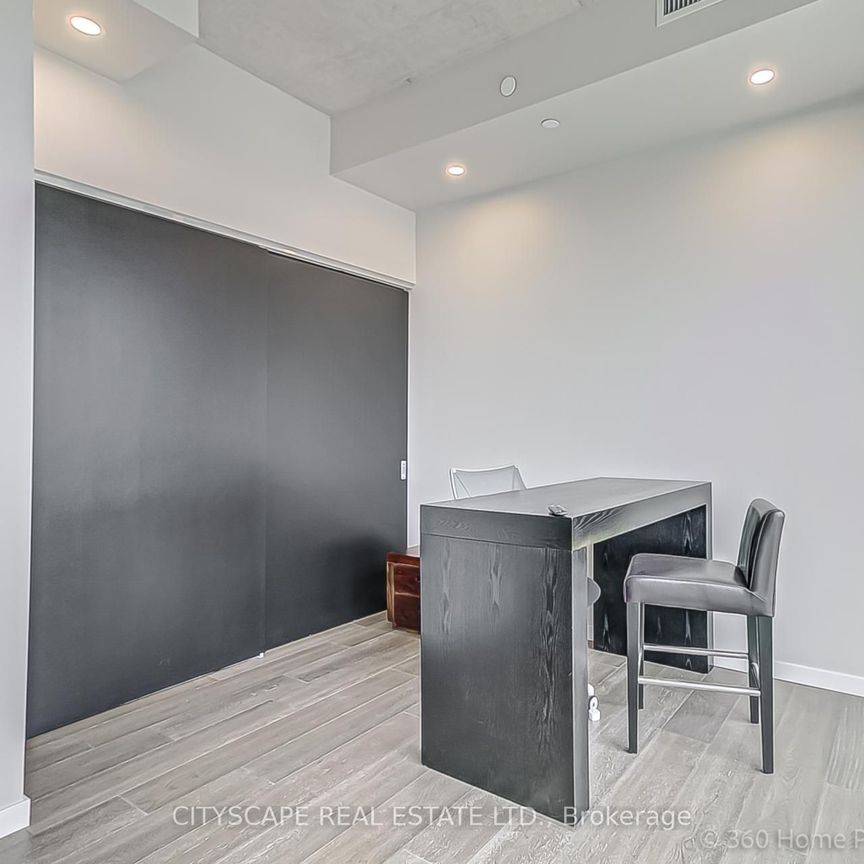 For Lease - 7 Smith Crescent Unit# Ph 810, Toronto, Ontario - Photo 1