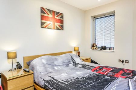 2 bedroom flat to rent - Photo 3