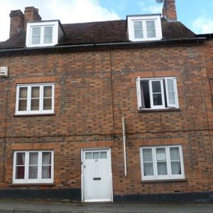 1 Bed - 26 Nelson Street, Buckingham - Photo 2