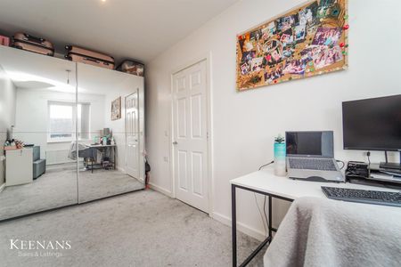 Innings Drive, Salford - Photo 4