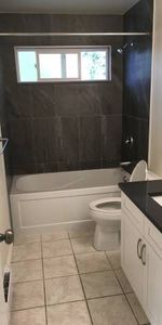 3 Bed 1.5 Bath House in Saanich - Photo 4