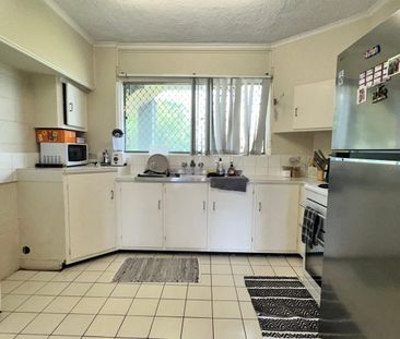 Spacious Apartment in the Heart of Albion - Photo 1