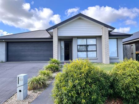 53 Barr Promenade, Thornton - Photo 3