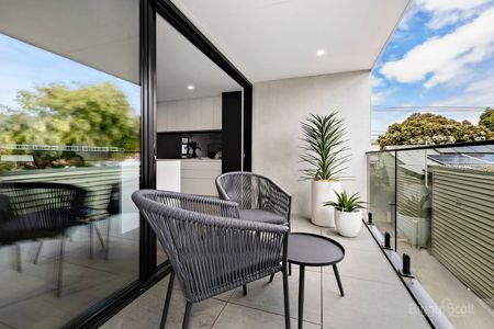 Spacious home in a Sought after Setting! - Photo 4