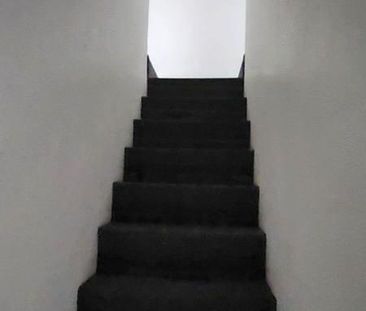 3 bedroom flat to rent - Photo 6