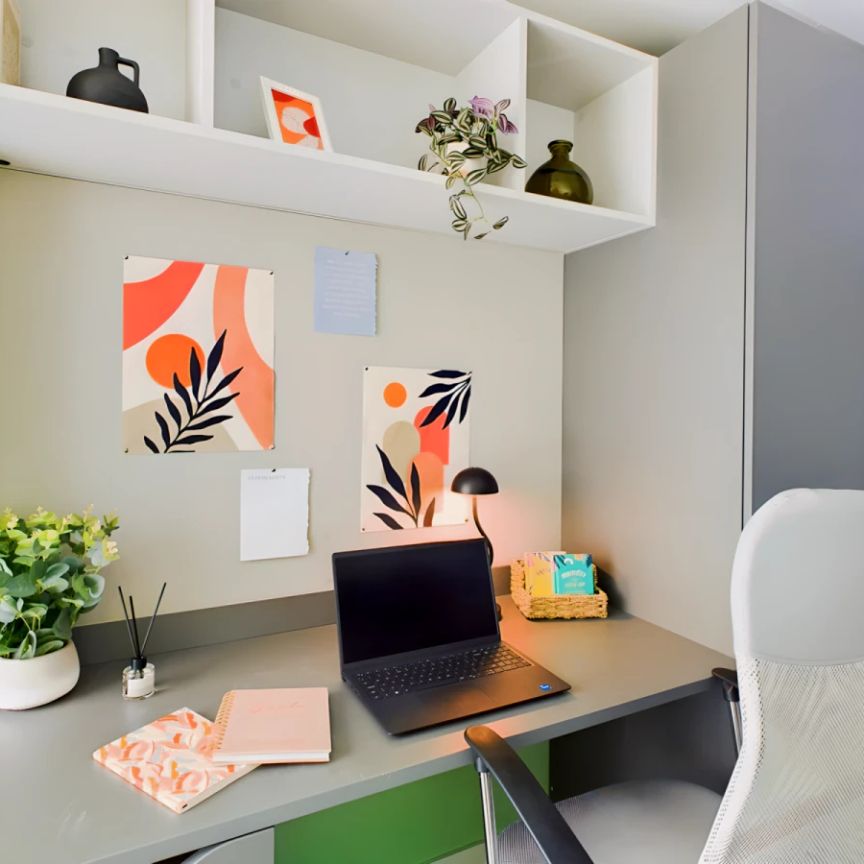 Gold Studio - Photo 1