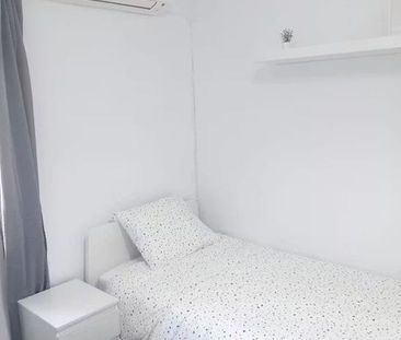 Calle Ágata, Sevilla, Andalusia 41009 - Photo 3