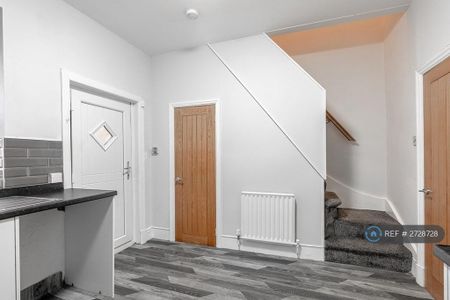 2 bedroom terraced house to rent - Photo 5