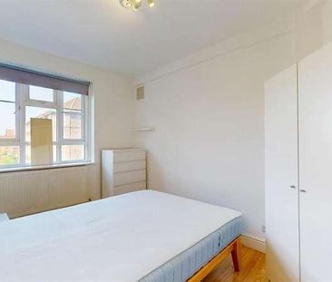 Abercrombie House, White City Estate, London, W12 - Photo 2