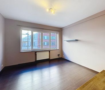 Appartement une chambre + balcon terrasse à Schaerbeek quartier Dia... - Photo 6