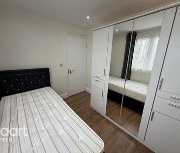 1 bedroom in a house share to rent - Photo 4