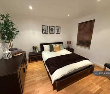 1 bedroom in a house share to rent - Photo 4