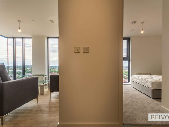 Penthouse to rent on - Photo 1