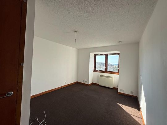 3 bedroom maisonette to rent - Photo 1