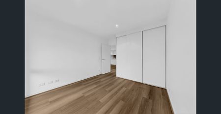 Space, Style & a Supreme Lifestyle in the Zone! - Gas Bills Included - Photo 5