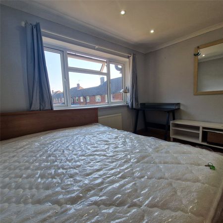 1 bedroom property to rent - Photo 2