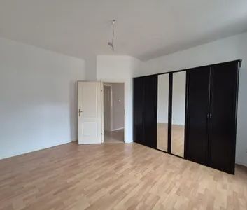 Schöne ruhige 3 Zimmer Wohnung - Photo 2