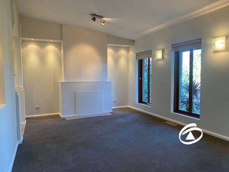 2 Savage Street, 3810, Pakenham Vic - Photo 3