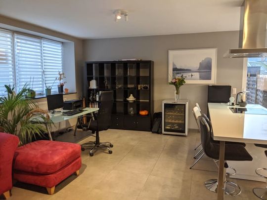 Appartement te huur - Photo 1