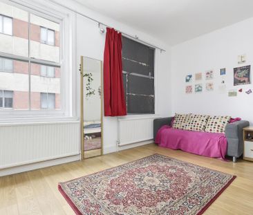 3 bedroom maisonette to rent - Photo 1