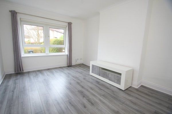 Menzies Road, Glasgow, G21 - Photo 1