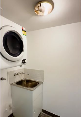 16 Smail St, Sydney - Photo 2