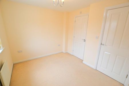 5 bedroom detached house to rent - Photo 4