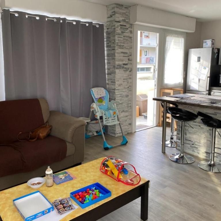 F3 meublé MONDEVILLE - Photo 1