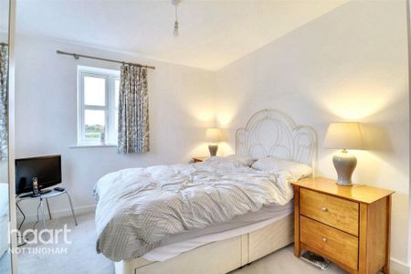 4 bedroom detached house to rent - Photo 5