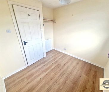 16 Castle Island Drive, Newtownards, BT23 7BU - Photo 5