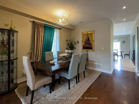 Detached Home For Lease | N9246351 - Photo 1