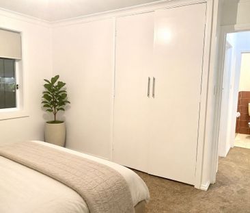 Spacious Two Bedroom Apartment near M-City - Photo 4