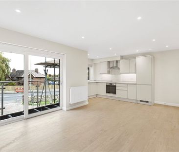 A newly built modern apartment situated on the first floor with a b... - Photo 2