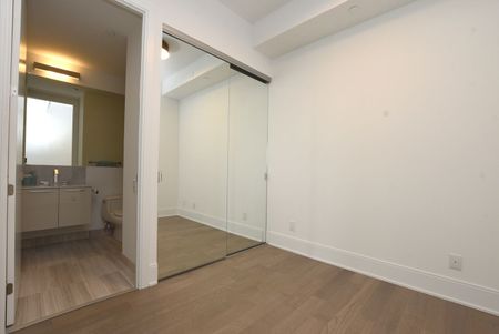 For Lease - 50 charles Street Unit# LPH5104, Toronto, Ontario - Photo 2