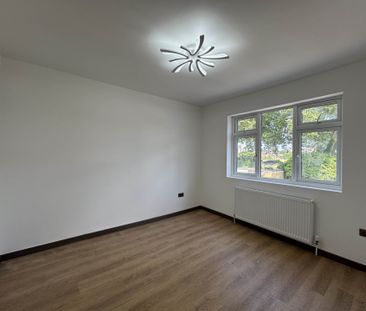 Guide Price £2,650 pcm - Available Now - Part Furnished - Photo 4