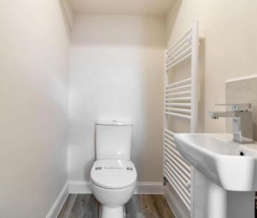 2 bedroom terraced house to rent - Photo 3