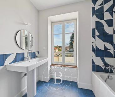 Location Maison 6 pièces 167m² CHAPONNAY 69970 - Photo 6