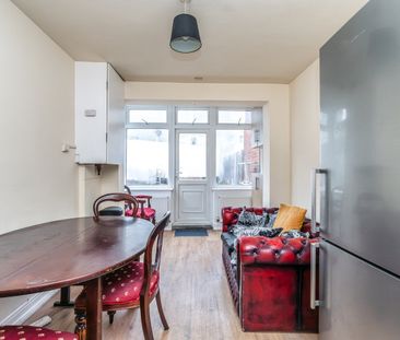 5 Bed Terraced House, Glenwood Road, N15 - Photo 1