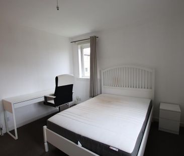 2 bedroom flat to rent - Photo 6