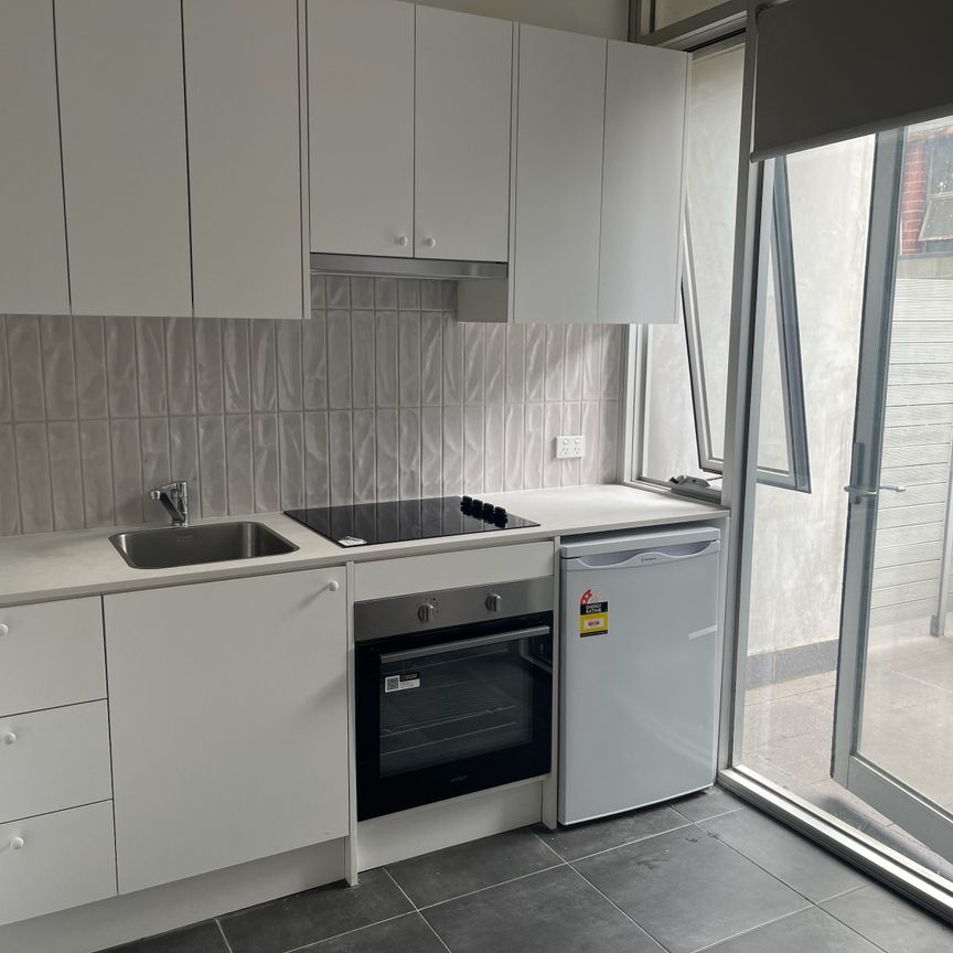 3/42 Porter Street PRAHRAN - Photo 1