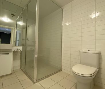 616/100 Harbour Esplanade - Photo 5