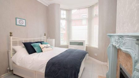 Romer Road, Liverpool. - Photo 3